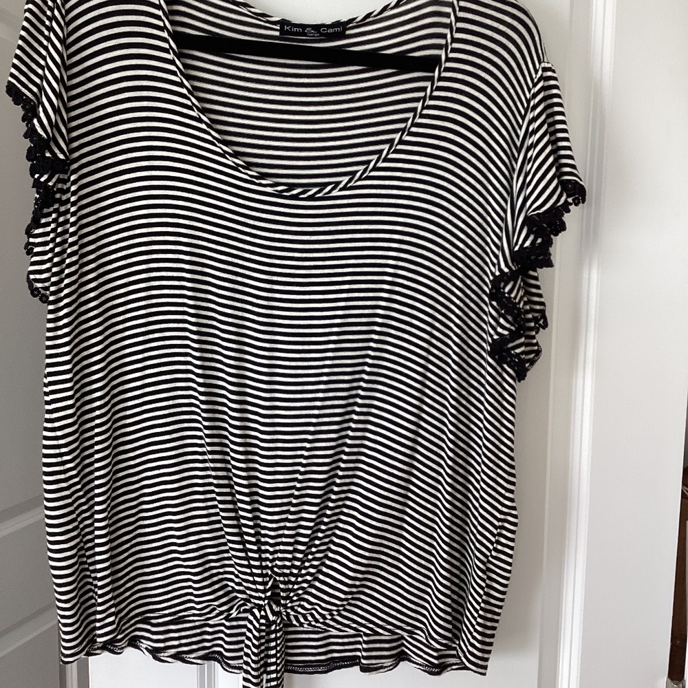 Kim & Cami super soft tie-front top with cute boho fringe sleeves